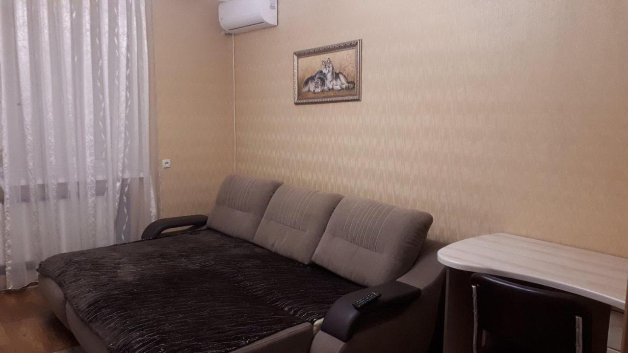 Апартаменты, 2 комн. 6 мест Кропивницкий Экстерьер фото